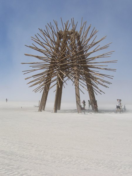 Burning-Man-2006-Bamboo-structure