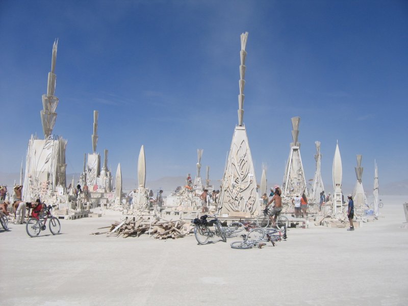 Burning-Man-2006-Temple