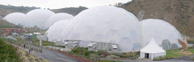 Eden_project_panorama_v4