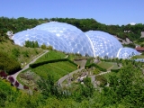 Eden_Project,_Cornwall,_England-29May2009