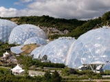 Eden_Project_geodesic_domes_panorama