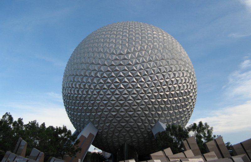 Spaceship_Earth_at_EPCOT