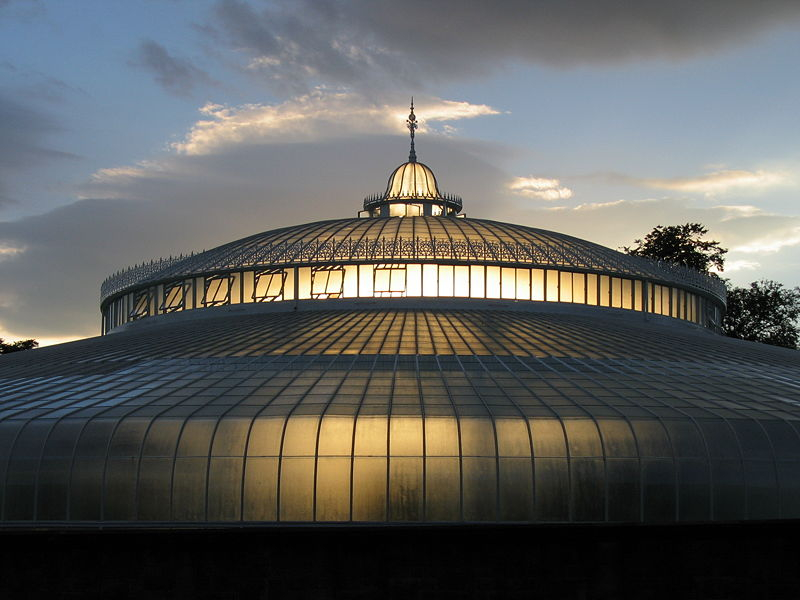 kibble_palace_in_the_botanic_gardens