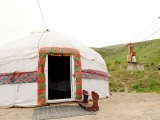 traditional_kyrgyz_nomadic_yurt