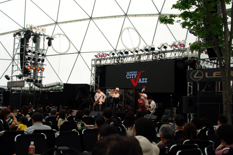 WhiteRock_20080721-1,_Sapporo_City_Jazz_2008
