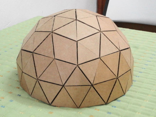 geodesic_cardboard_model_1